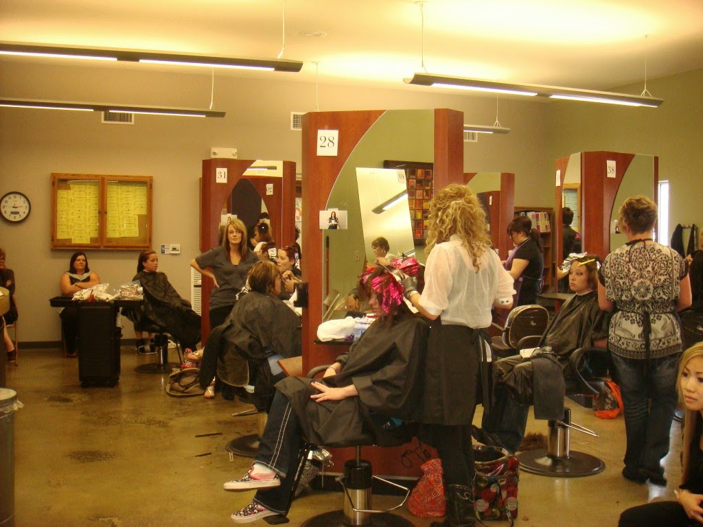 Sidneys Hairdressing College | 200 E 3rd Ave, Hutchinson, KS 67501, USA | Phone: (620) 662-5481