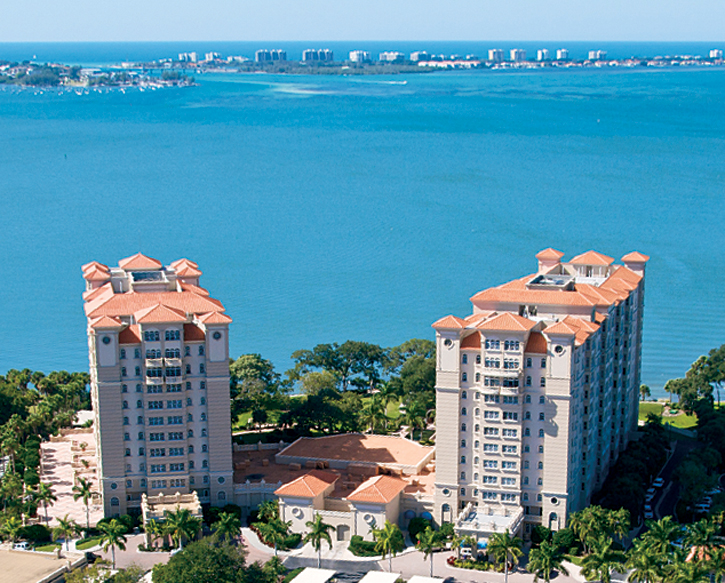 Sarasota Bay Club | 1301 N Tamiami Trail, Sarasota, FL 34236, USA | Phone: (941) 366-7667