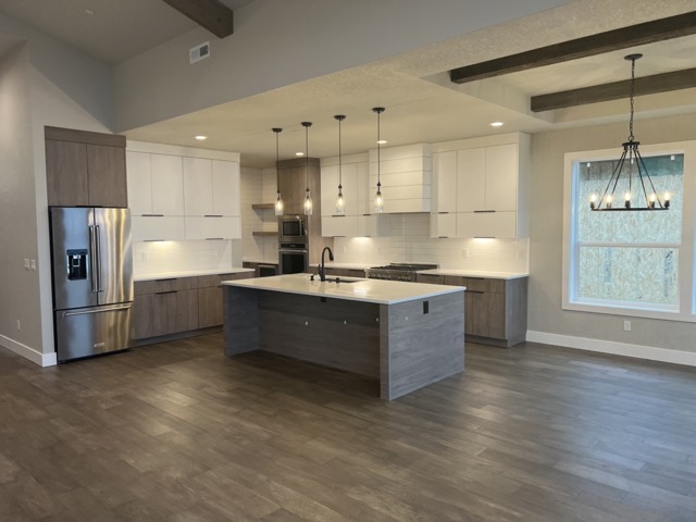 Brightside Renovations LLC | 1730 N 12th St, Washougal, WA 98671, USA | Phone: (503) 415-9282