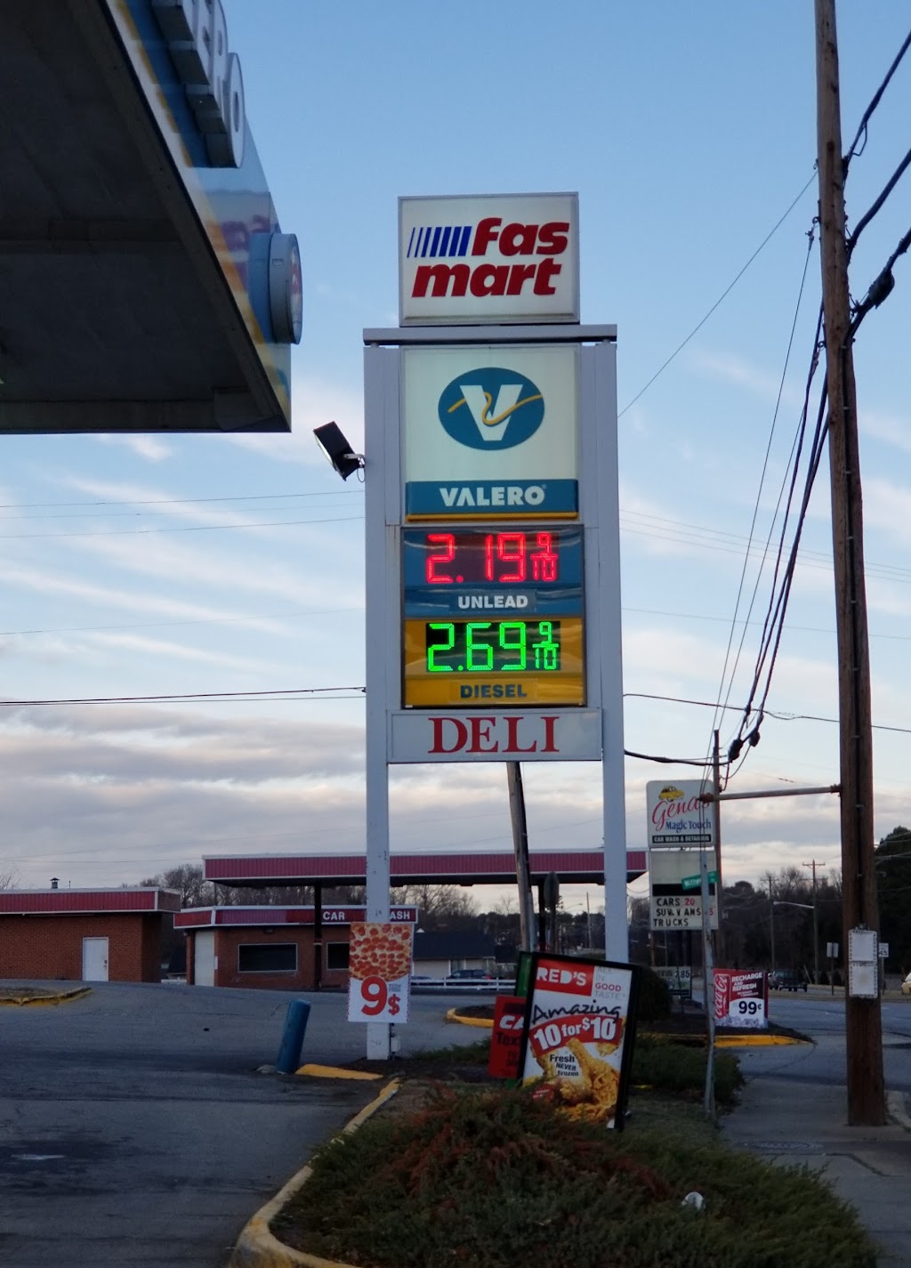 Fas Mart (Valero) | 2802 W Main St, Danville, VA 24541, USA | Phone: (434) 792-7135