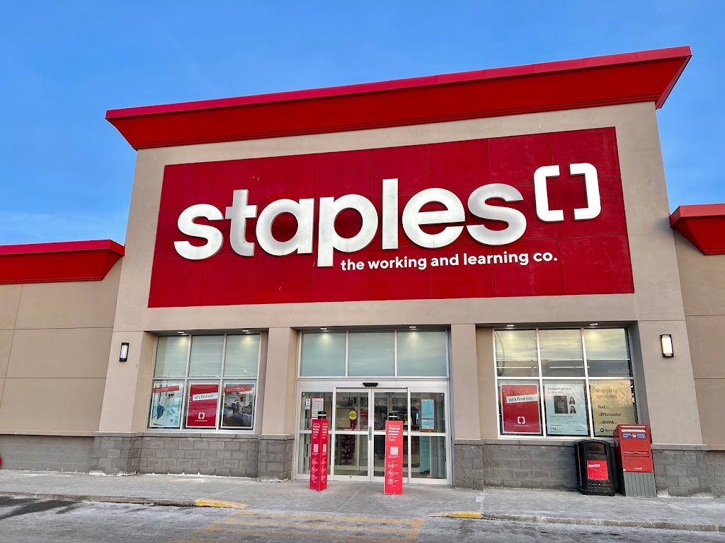 Staples | 800 Niagara St, Welland, ON L3C 5Z4, Canada | Phone: (905) 714-7607
