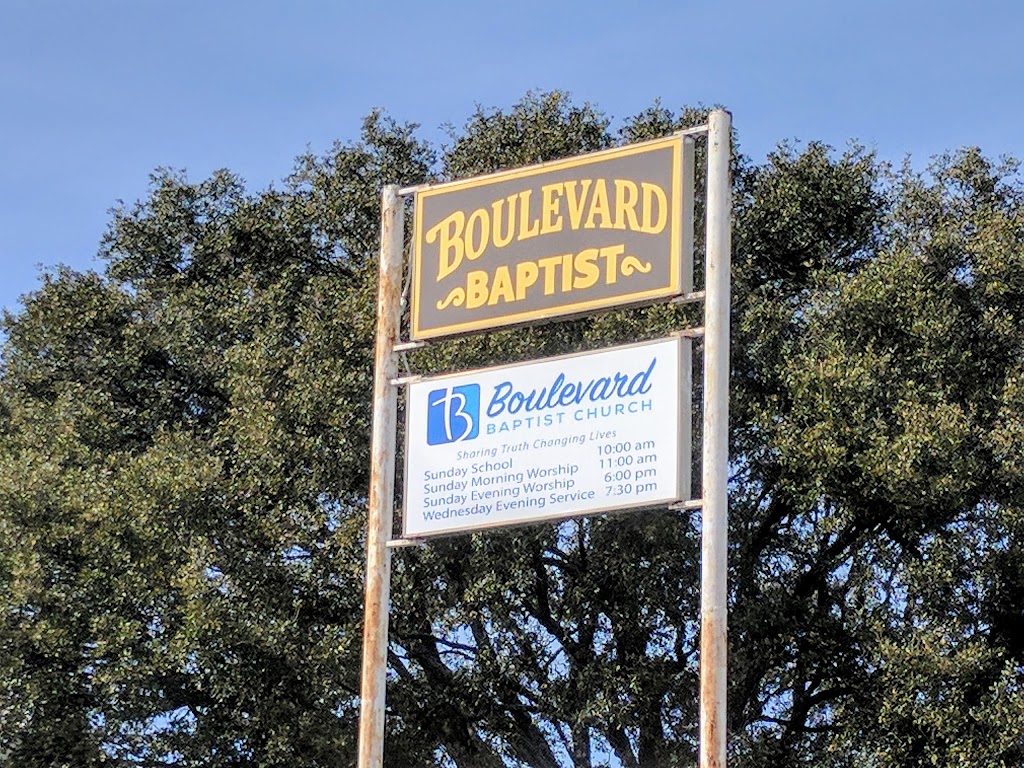 Boulevard Baptist Christian School | 315 N Burleson Blvd, Burleson, TX 76028, USA | Phone: (817) 295-4342