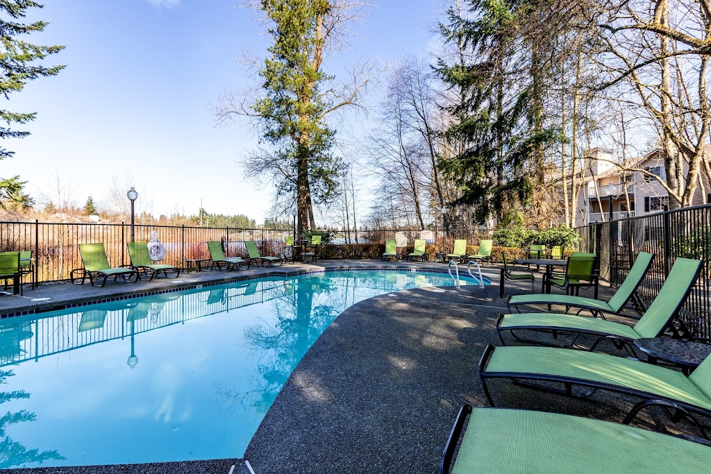 Charter Club Apartments | 1701 121st St SE, Everett, WA 98208, USA | Phone: (425) 338-2588