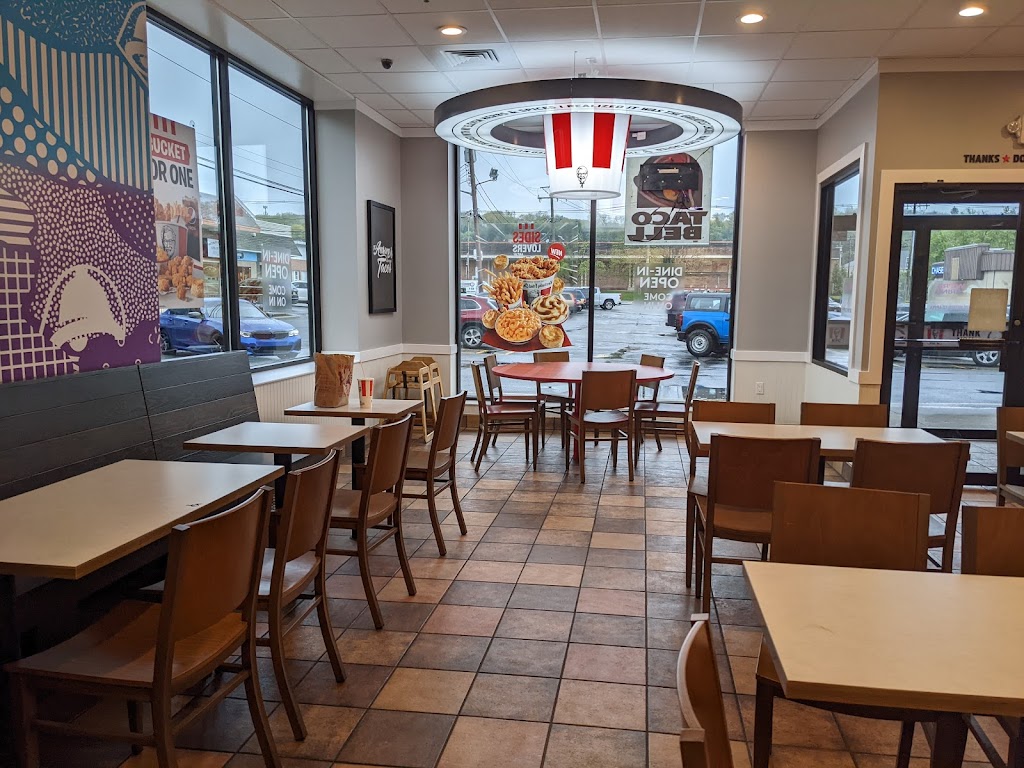 KFC | 347 Ramapo Valley Rd, Oakland, NJ 07436, USA | Phone: (201) 644-0434