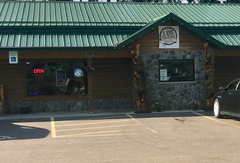 Log Tavern Pizza | 102 Spring Creek Rd, Lodi, WI 53555, USA | Phone: (608) 592-0641