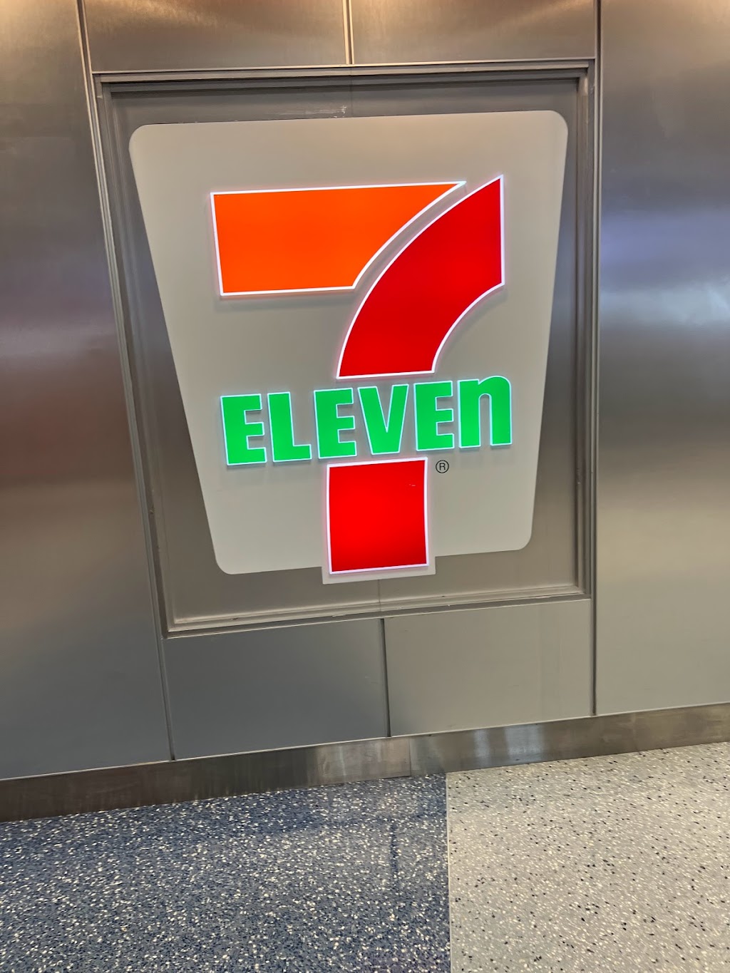 7-Eleven | 2400 Aviation Dr, Grapevine, TX 76051, USA | Phone: (972) 973-4793