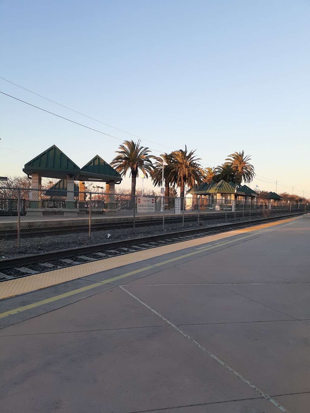 Rancho Cucamonga Metrolink Station | 11175 Azusa Ct, Rancho Cucamonga, CA 91730 | Phone: (909) 477-2700