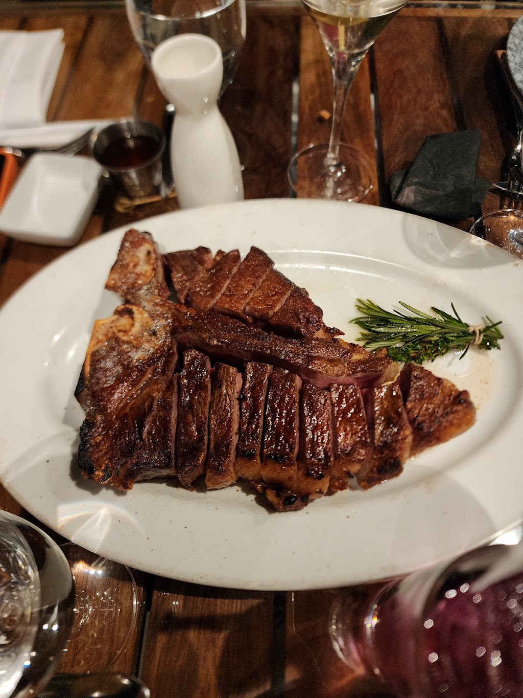 Opus Steakhouse | 4 Old Jericho Turnpike, Jericho, NY 11753, USA | Phone: (516) 605-1400