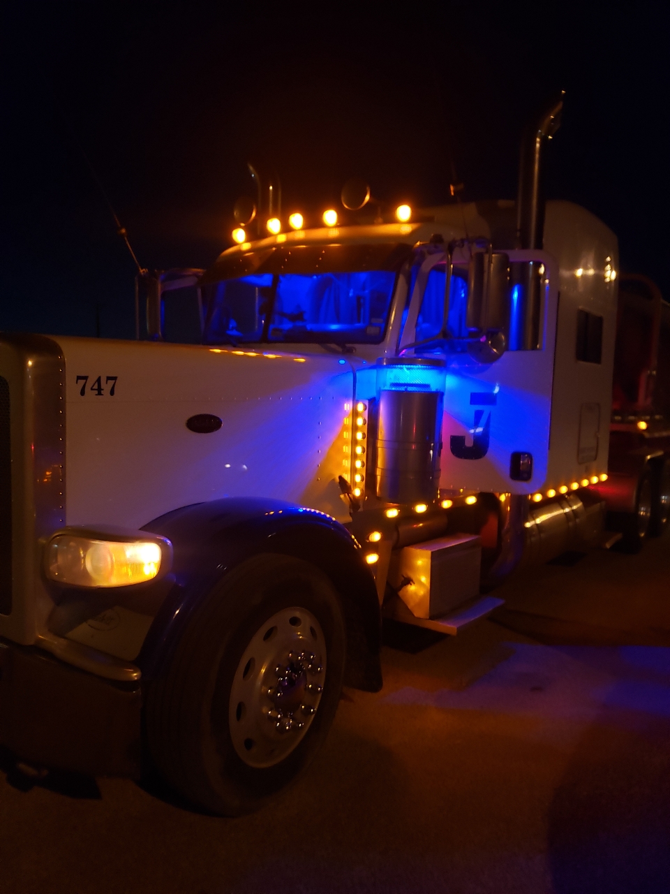 J7 Trucking LLC | 5515 US-67, Alvarado, TX 76009, USA | Phone: (817) 761-7077