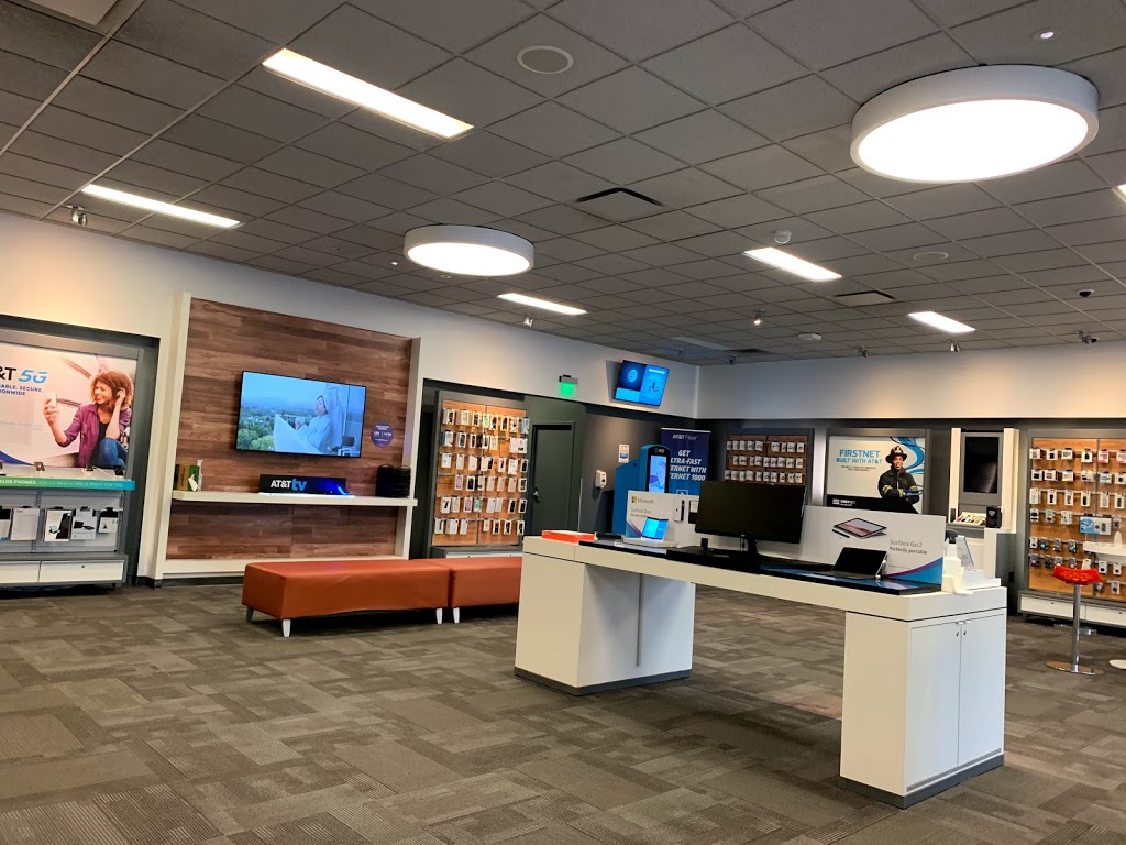 AT&T Store | 3014 Bardstown Rd, Louisville, KY 40205, USA | Phone: (502) 451-4949