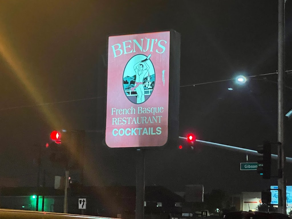 Benjis French Basque Restaurant | 4001 Rosedale Hwy, Bakersfield, CA 93308, USA | Phone: (661) 328-0400