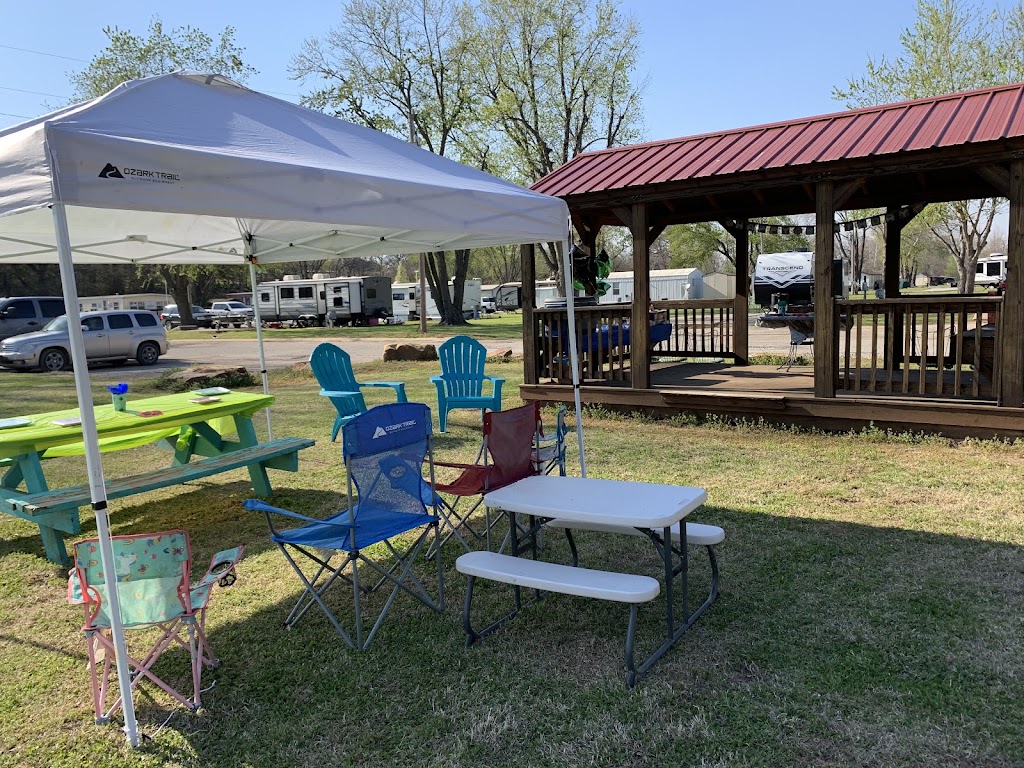 Evergreen RV Park | 37661 OK-66, Bristow, OK 74010 | Phone: (918) 367-2610