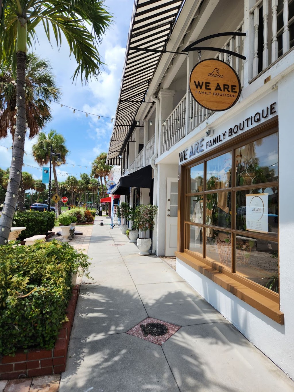 WE ARE family boutique | 21 Fillmore Dr, Sarasota, FL 34236, USA | Phone: (941) 529-7704