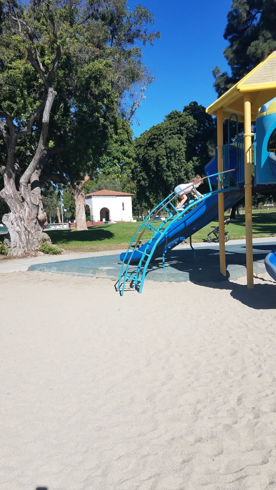 Recreation Park | 4900 E 7th St, Long Beach, CA 90804, USA | Phone: (562) 570-1670