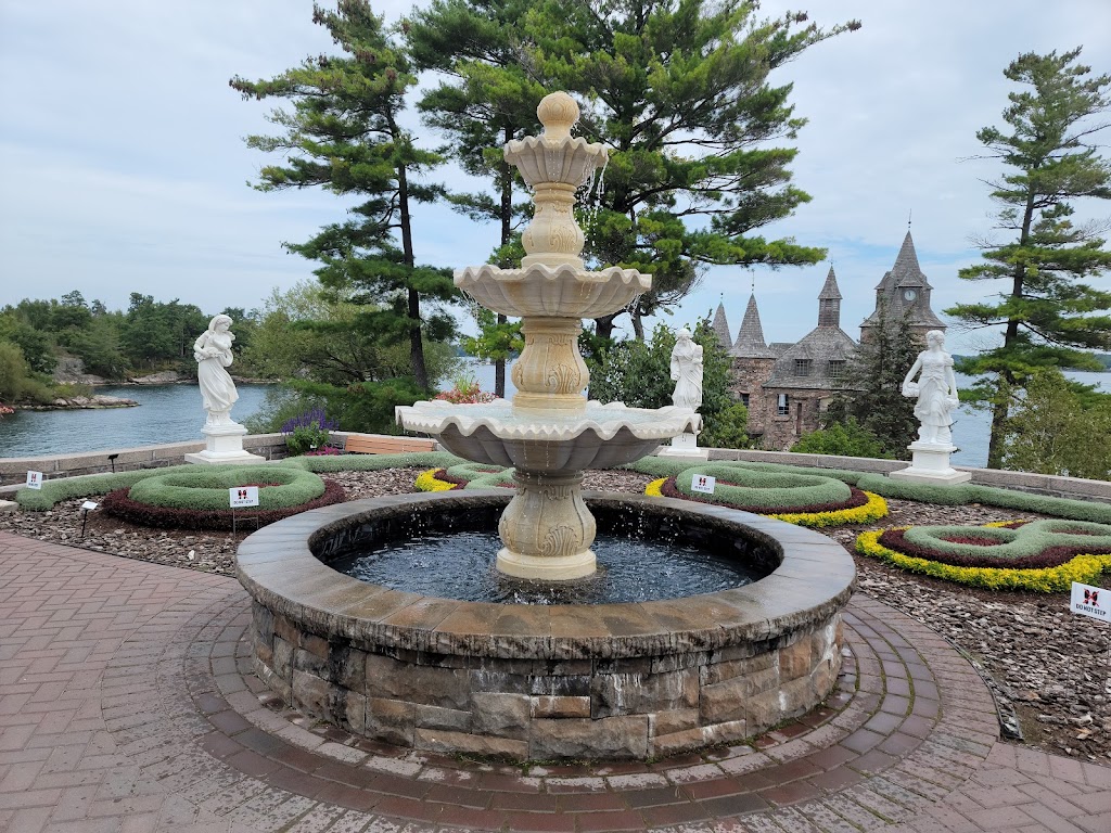 Boldt Castle & Boldt Yacht House | 1 Heart Island, Alexandria Bay, NY 13607, USA | Phone: (315) 482-9724