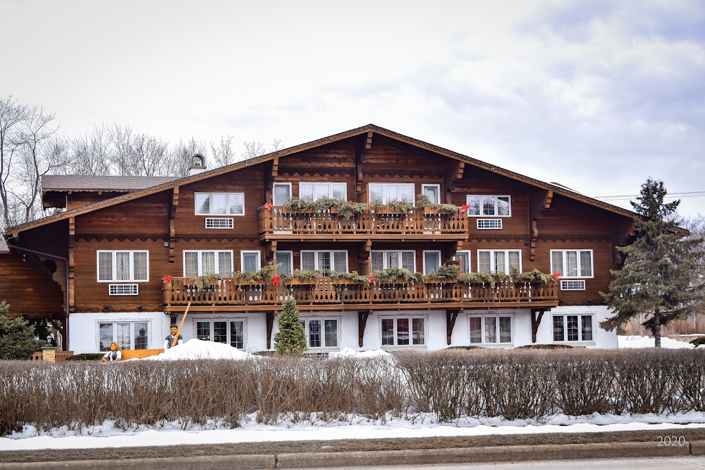 Chalet Landhaus Inn | 801 WI-69, New Glarus, WI 53574, USA | Phone: (608) 527-5234