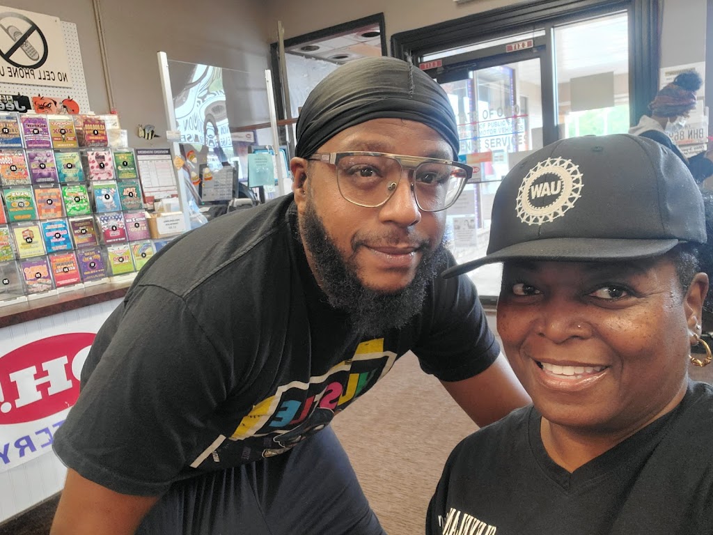 Union Square Plaza | 667 Gypsy Ln, Youngstown, OH 44505, USA | Phone: (330) 746-4621