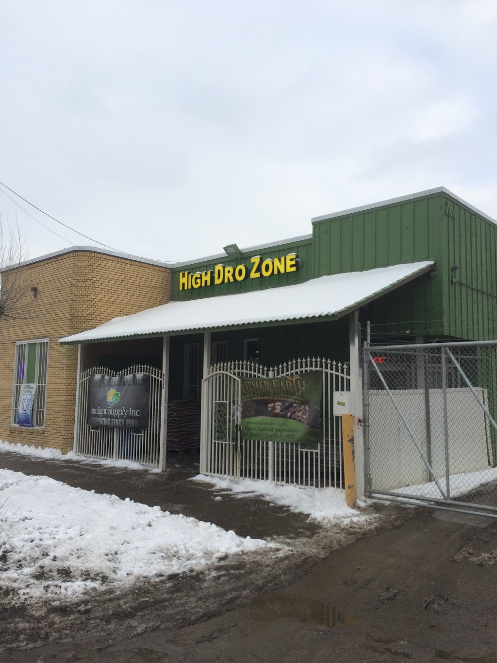 High Dro Zone Equipment Inc | 9429 W Fort St, Detroit, MI 48209, USA | Phone: (313) 724-6420