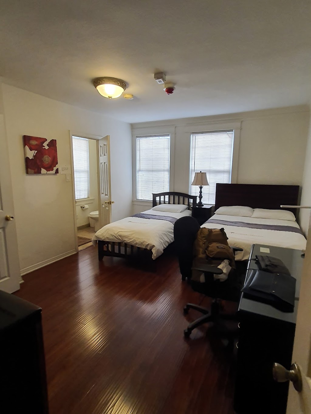 Oxford Mansion | 350 S Oxford Ave, Los Angeles, CA 90020, USA | Phone: (213) 327-4710