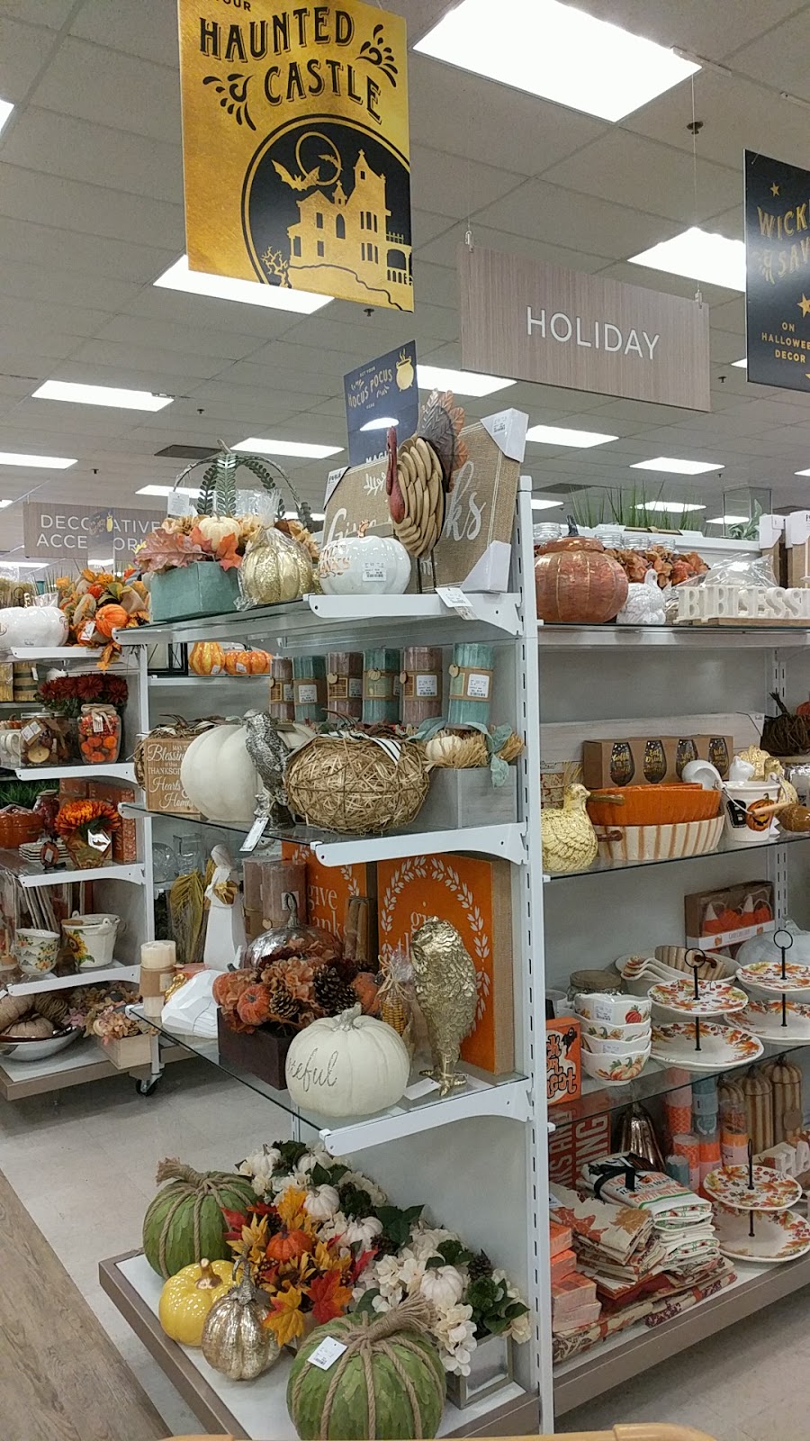 Marshalls & HomeGoods | 1040 Grant Rd, Mountain View, CA 94040, USA | Phone: (650) 965-4091