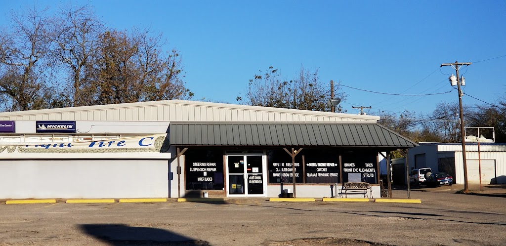 Wright Tire Co | 902 W Henderson St, Cleburne, TX 76033, USA | Phone: (817) 645-2111