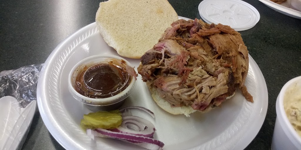 Porkland BBQ | 2519 St Cecilia St, Louisville, KY 40212, USA | Phone: (502) 890-5988