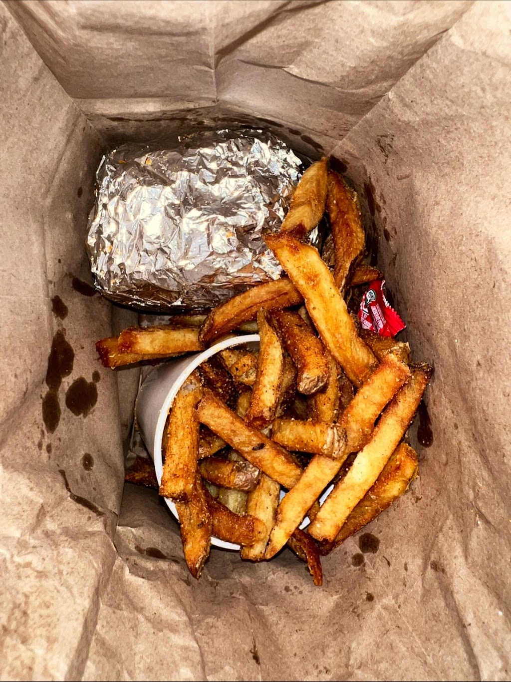 Five Guys | 4105 Vinewood Ln N, Plymouth, MN 55442, USA | Phone: (612) 426-7187