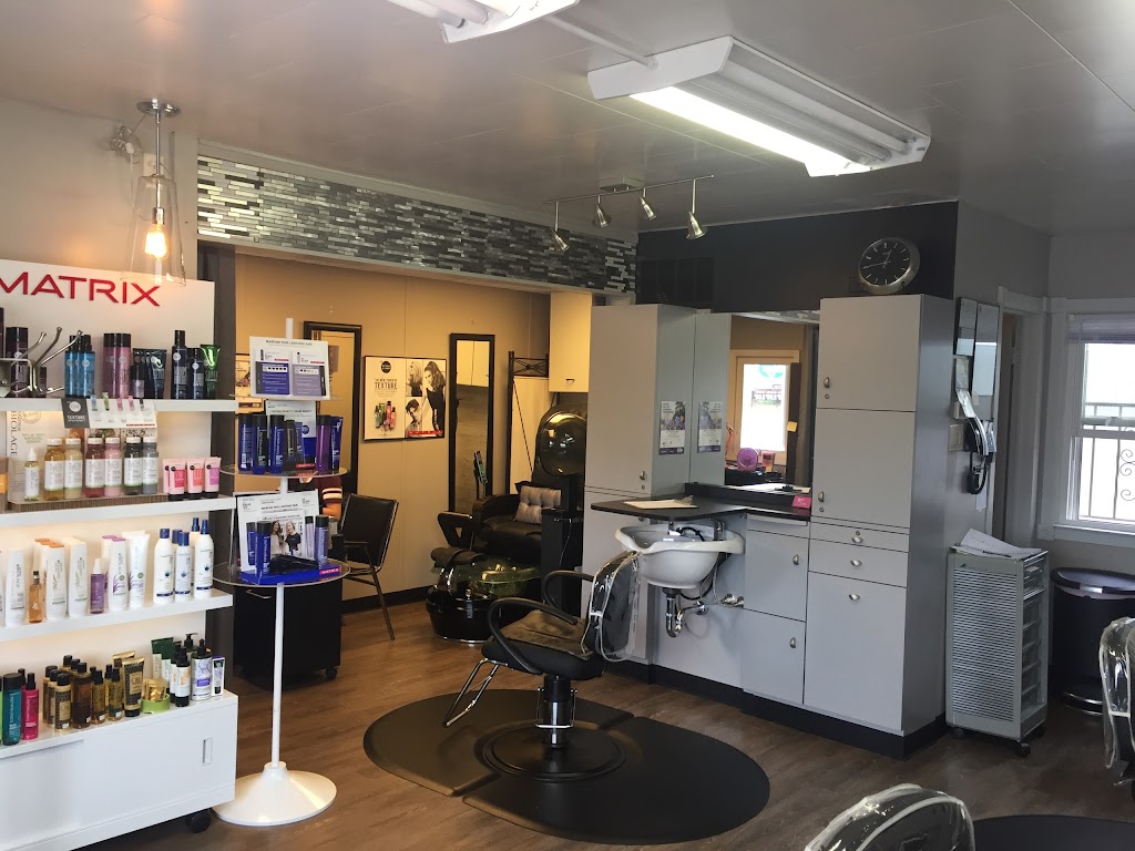 SAVVY Hair Expressions and NAILS | 319 Perry St, Fostoria, OH 44830, USA | Phone: (419) 435-9414