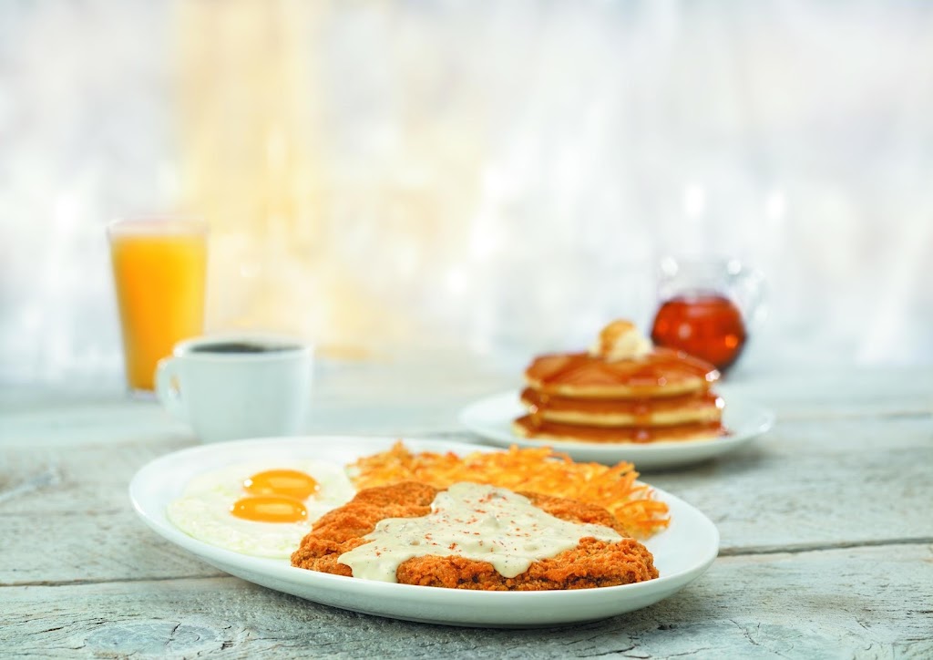 Village Inn | 2901 N Main St, Hutchinson, KS 67502, USA | Phone: (620) 662-3116