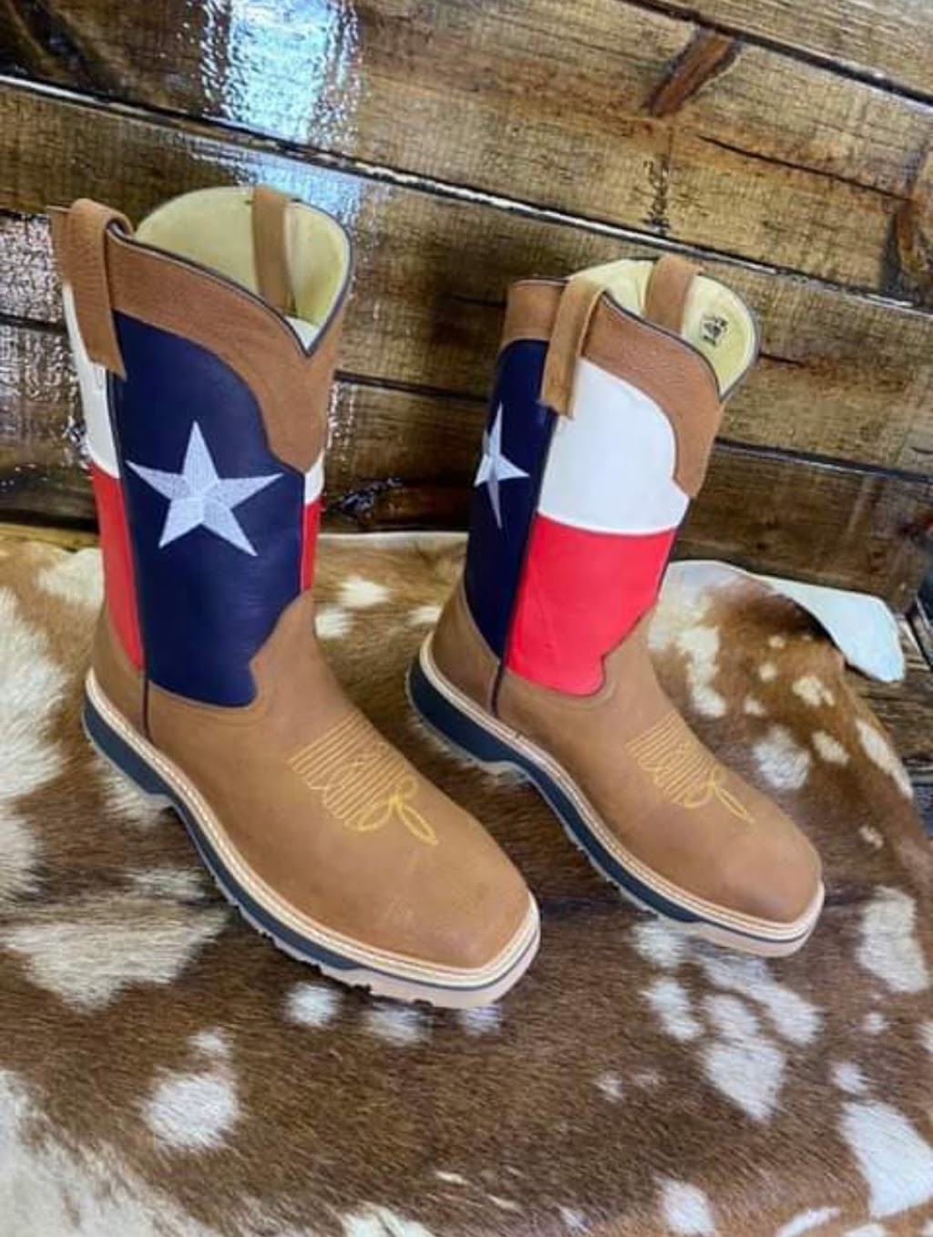 Las PaisanasBoots Western Wear | 1524 N Interstate 35 E Rd, Lancaster, TX 75134, USA | Phone: (972) 629-9511