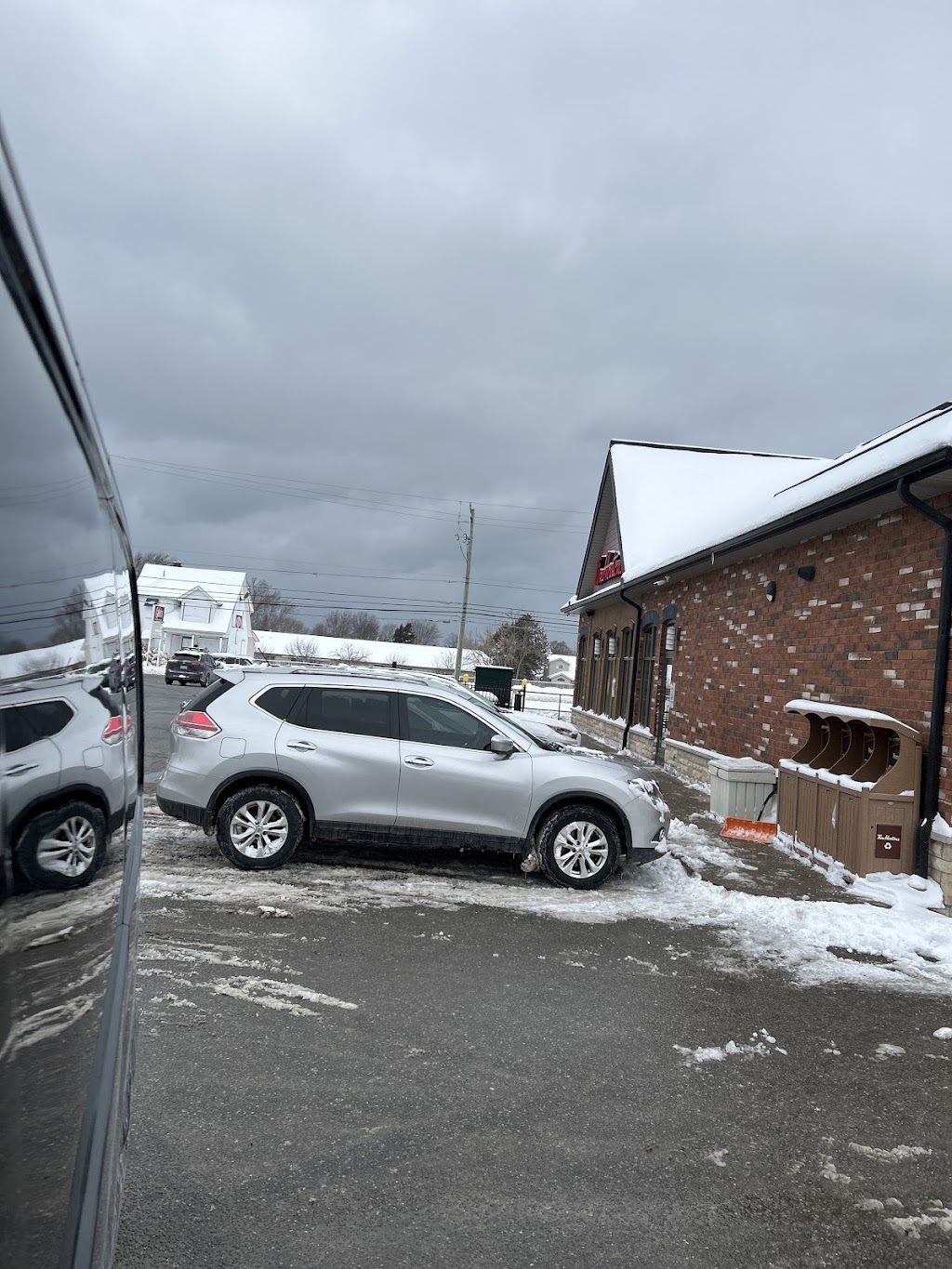 Tim Hortons | 142 Main St E, Grimsby, ON L3M 1P1, Canada | Phone: (905) 309-6097