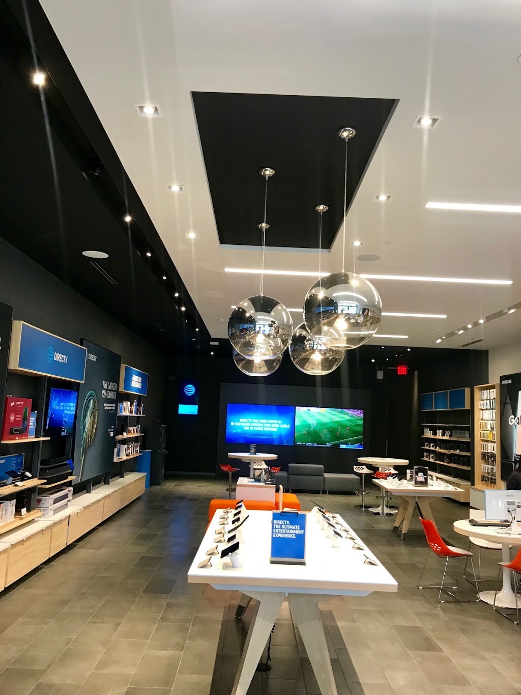 AT&T Store | 4311 La Jolla Village Dr Ste M2230, San Diego, CA 92122, USA | Phone: (858) 242-4244