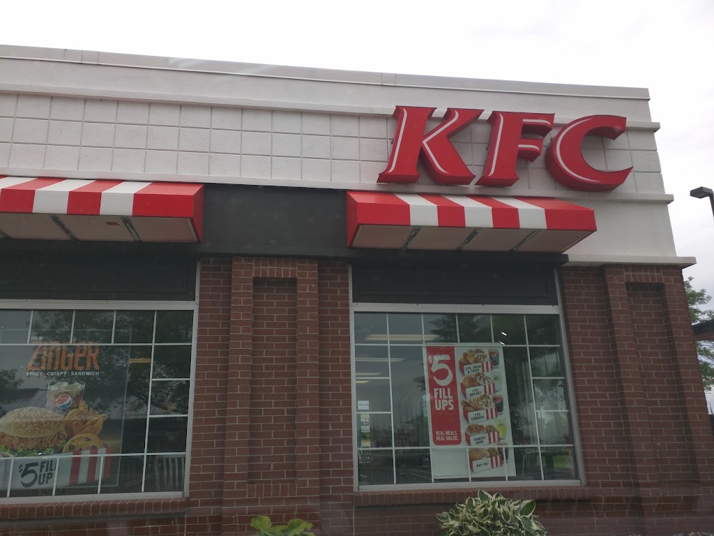 KFC | 7037 10th St N, Oakdale, MN 55128, USA | Phone: (651) 735-5407