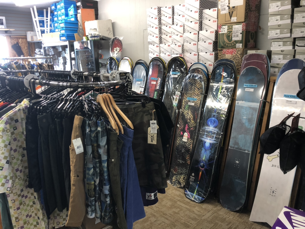 35th Avenue Skateboards & Snowboards | 28717 Pacific Hwy S, Federal Way, WA 98003, USA | Phone: (253) 839-5202