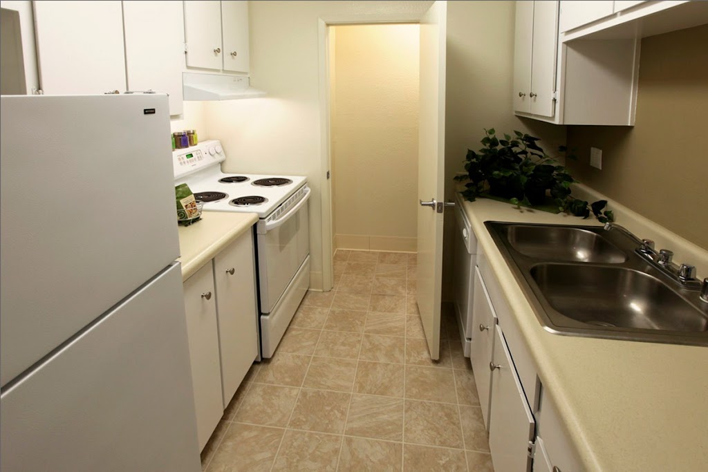 Hidden Creek Apartments | 5100 Garfield Ave, Sacramento, CA 95841, USA | Phone: (916) 287-3000