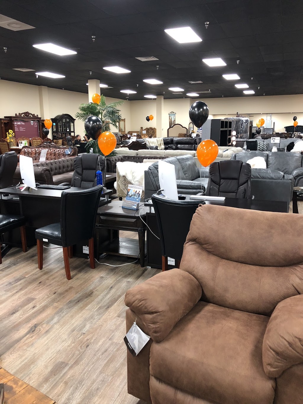 Canales Furniture | 2021 N Town E Blvd #900, Mesquite, TX 75150, USA | Phone: (972) 682-4305