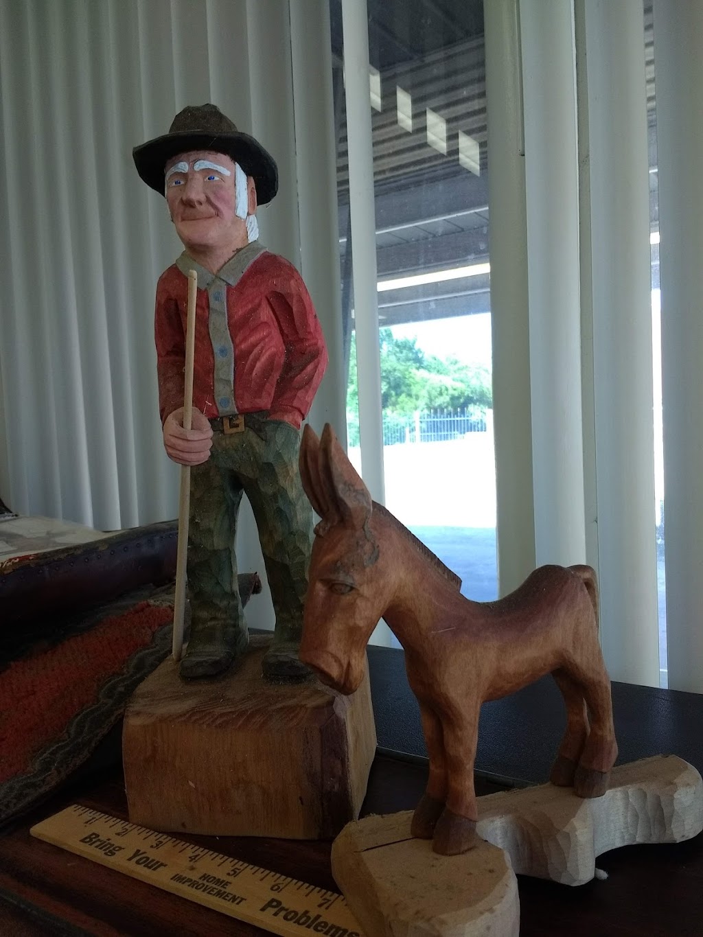 Old Cowboys Antiques | 1220 Sunset Dr, El Reno, OK 73036, USA | Phone: (405) 262-4390