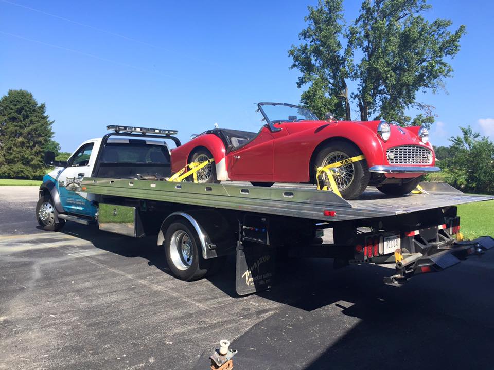 Reichert & Knepp 24 Hour Towing & Road Service Warsaw Indiana | 3940 Corridor Dr, Warsaw, IN 46582, USA | Phone: (574) 269-5111
