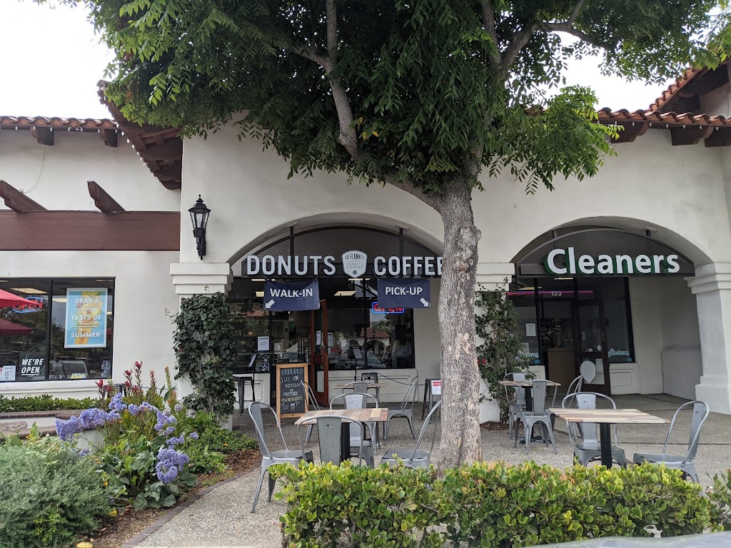 JD Flannel Donuts and Coffee | 31878 Del Obispo St #122, San Juan Capistrano, CA 92675, USA | Phone: (949) 218-4483