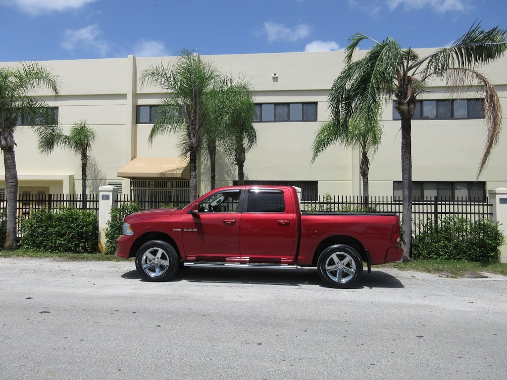 Mcintosh Auto Group LLC | 501 SW 27th Ave, Fort Lauderdale, FL 33312, USA | Phone: (954) 451-3924