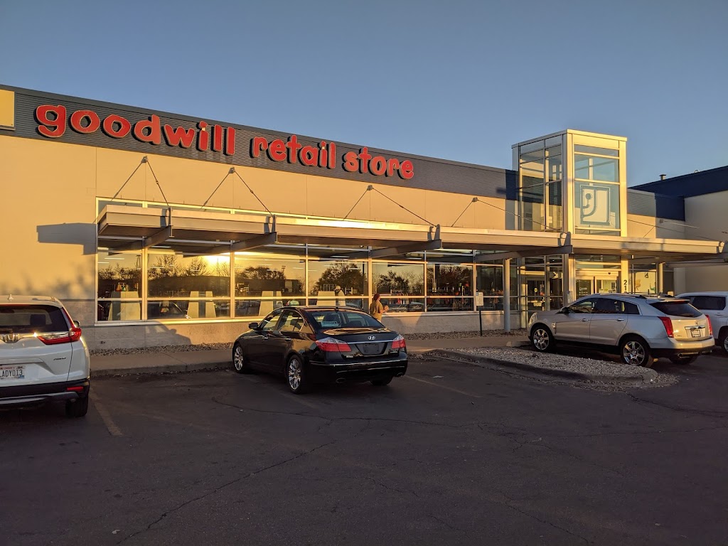 Goodwill | 2127 E Springs Dr, Madison, WI 53704, USA | Phone: (608) 246-3147