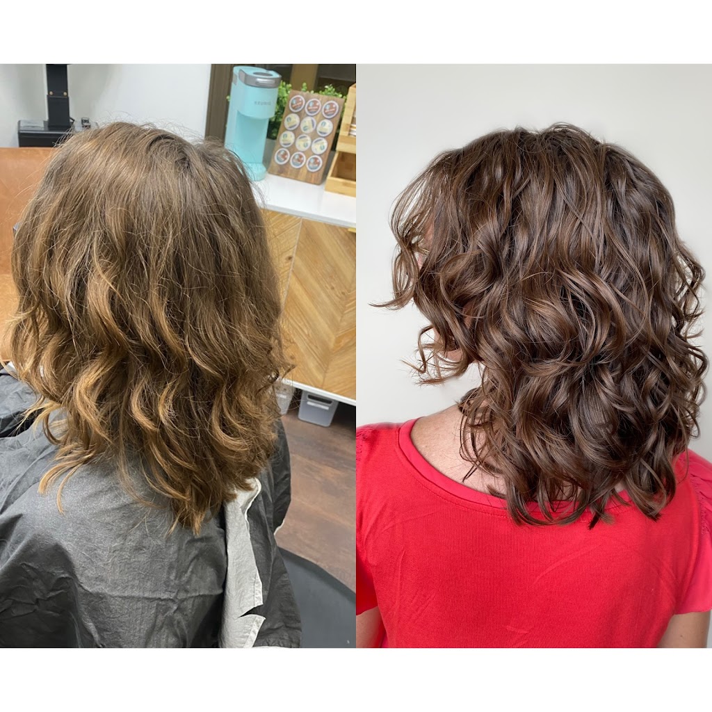Midwest Curls | Photo 1 of 10 | Address: 8160 Coller Way #9, Woodbury, MN 55125, USA | Phone: (612) 963-1988