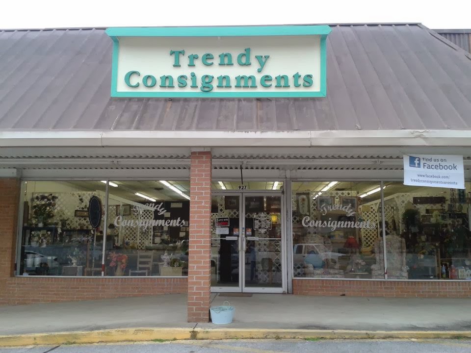 Trendy Consignments | Valley Rd, Oneonta, AL 35121, USA | Phone: (205) 625-7273