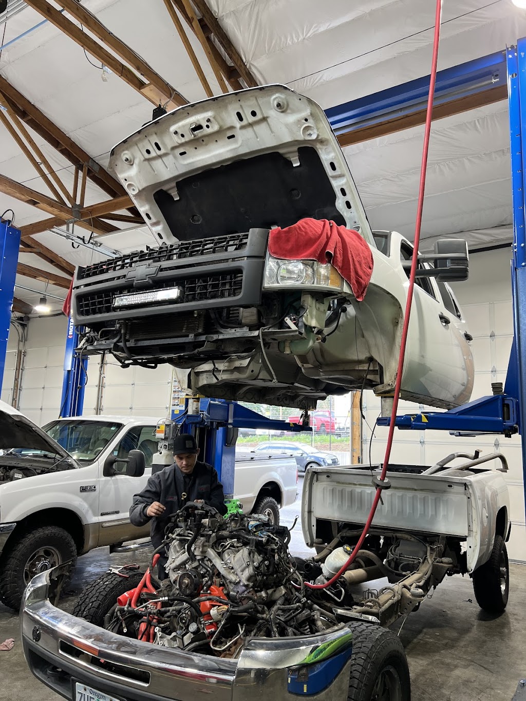 Mikes Truck & Auto Service | 14400 SE Wiese Rd, Damascus, OR 97089, USA | Phone: (503) 658-5511