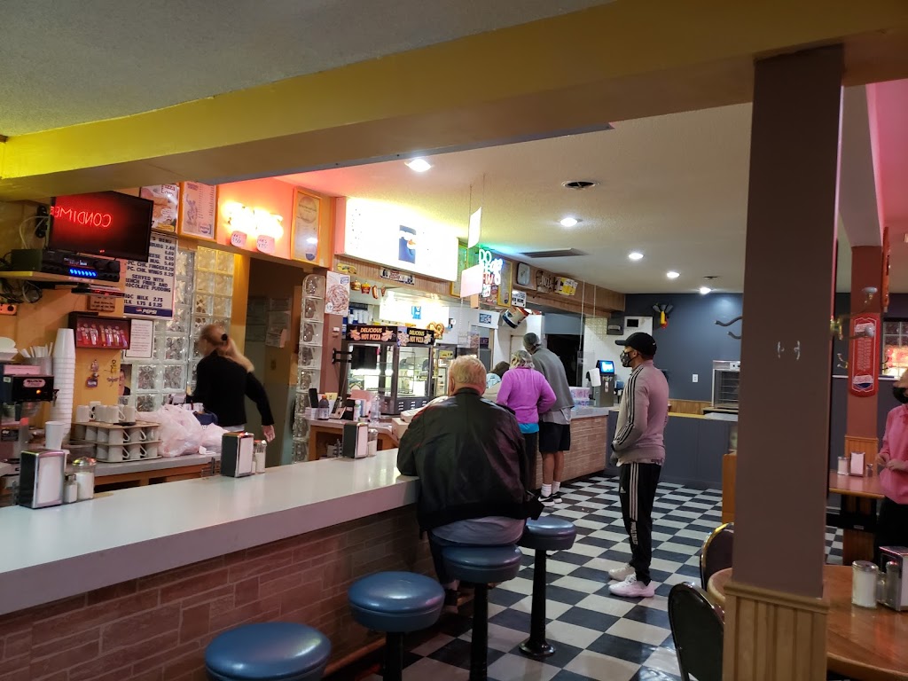 Sunset Drive In | 9950 Telegraph Rd, Middleport, NY 14105, USA | Phone: (716) 735-7372