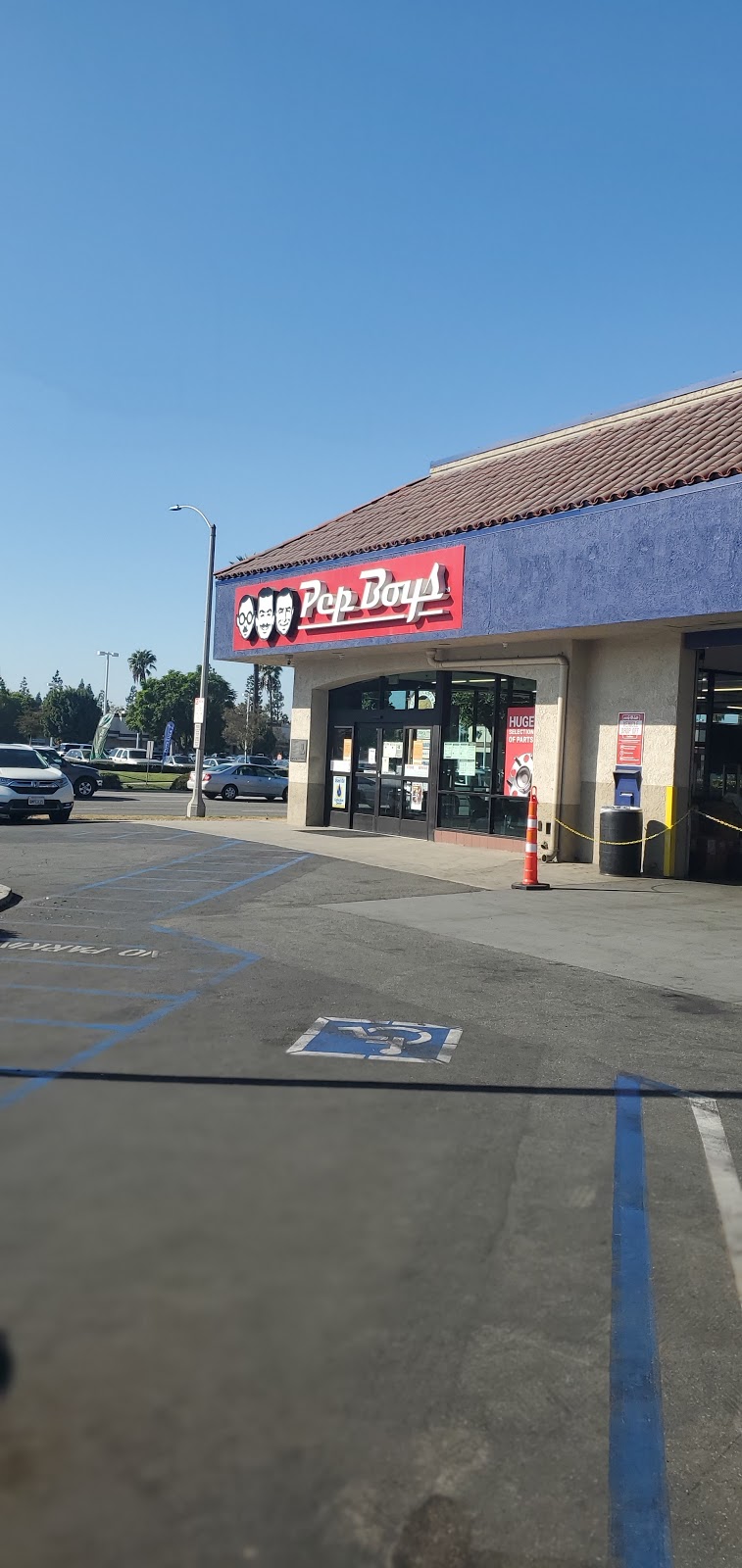 Pep Boys | 1530 S Harbor Blvd, Fullerton, CA 92832, USA | Phone: (714) 870-0700