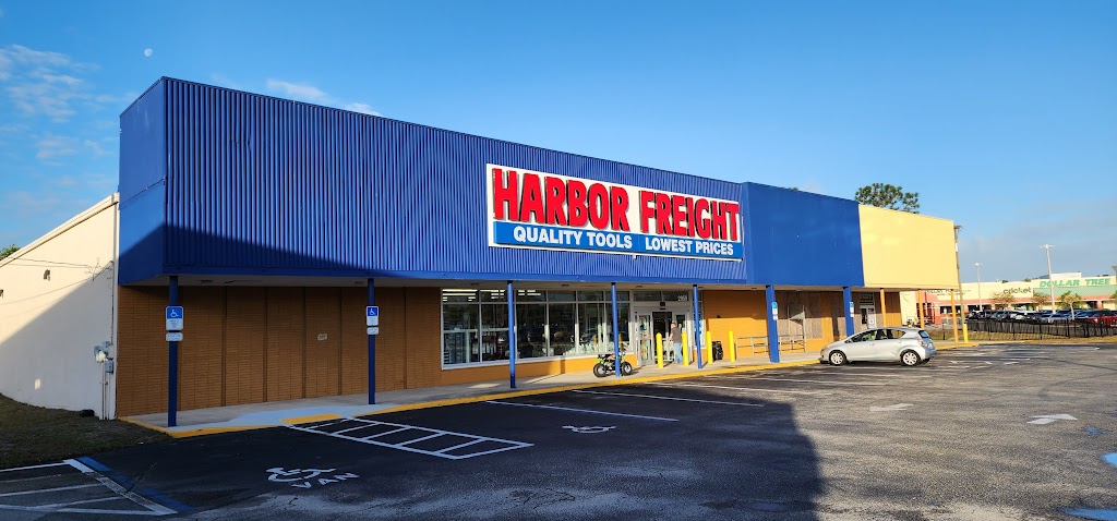 Harbor Freight Tools | 2959 Garden St, Titusville, FL 32796, USA | Phone: (321) 291-8900