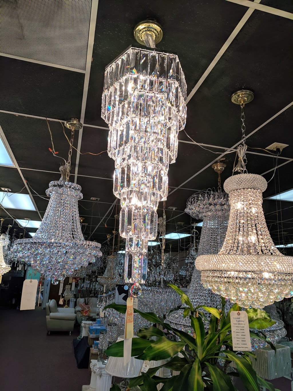 Crystal Lighting | 18001 Gale Ave, City of Industry, CA 91748, USA | Phone: (626) 913-7898