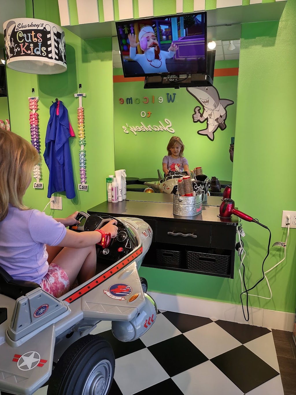 Sharkeys Cuts For Kids - North Fort Worth | 750 W Bonds Ranch Rd Suite 600, Fort Worth, TX 76131, USA | Phone: (682) 224-6241