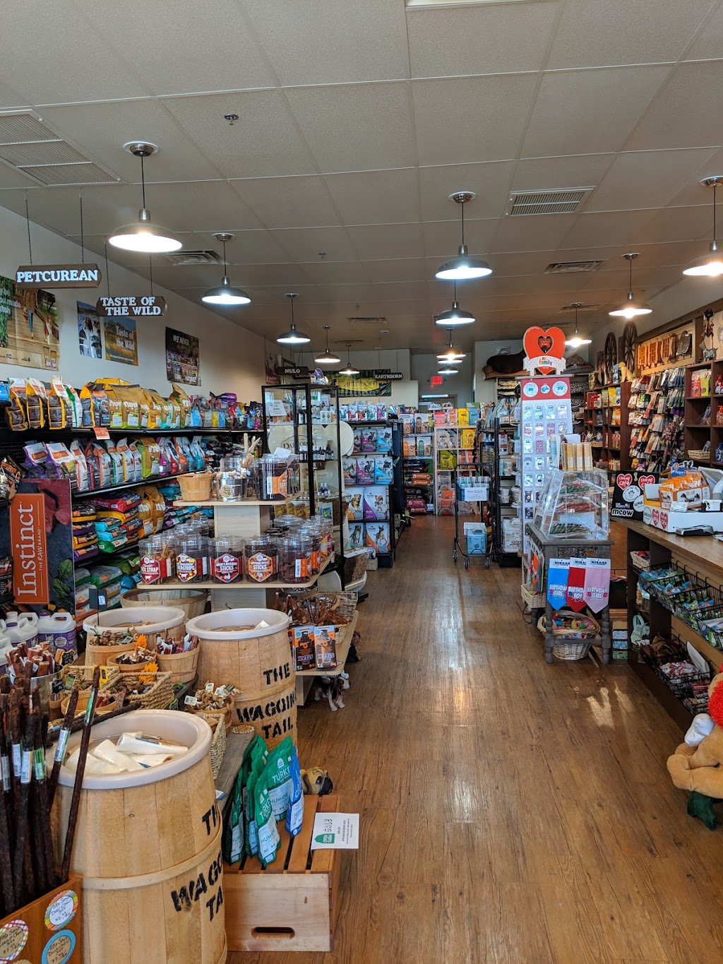 The Wagging Tail Pet Grocery & Supplies | 10170 W Tropicana Ave #157, Las Vegas, NV 89147, USA | Phone: (702) 247-7774